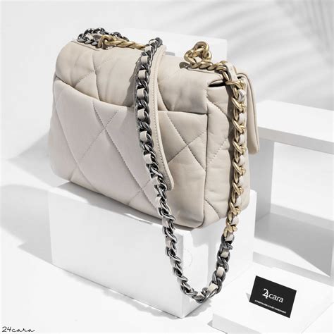 chanel 19a calzature|Chanel 19 flap bag.